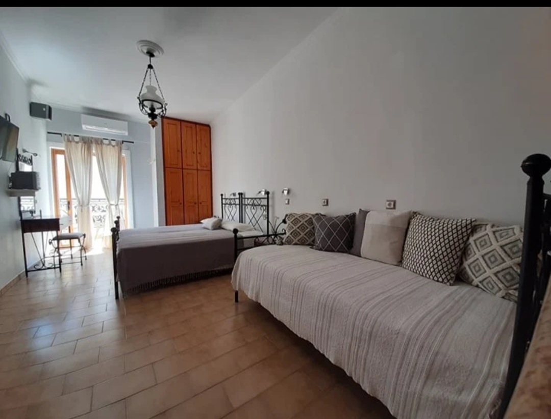 Evita's Resort Pool Askeli Poros