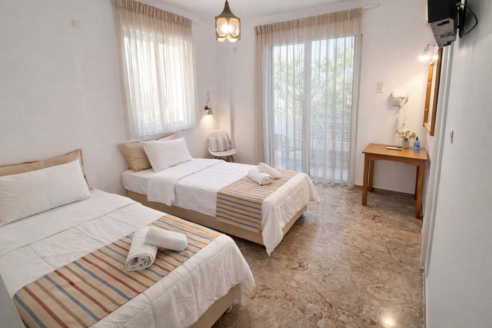 Evita's Resort Pool Askeli Poros
