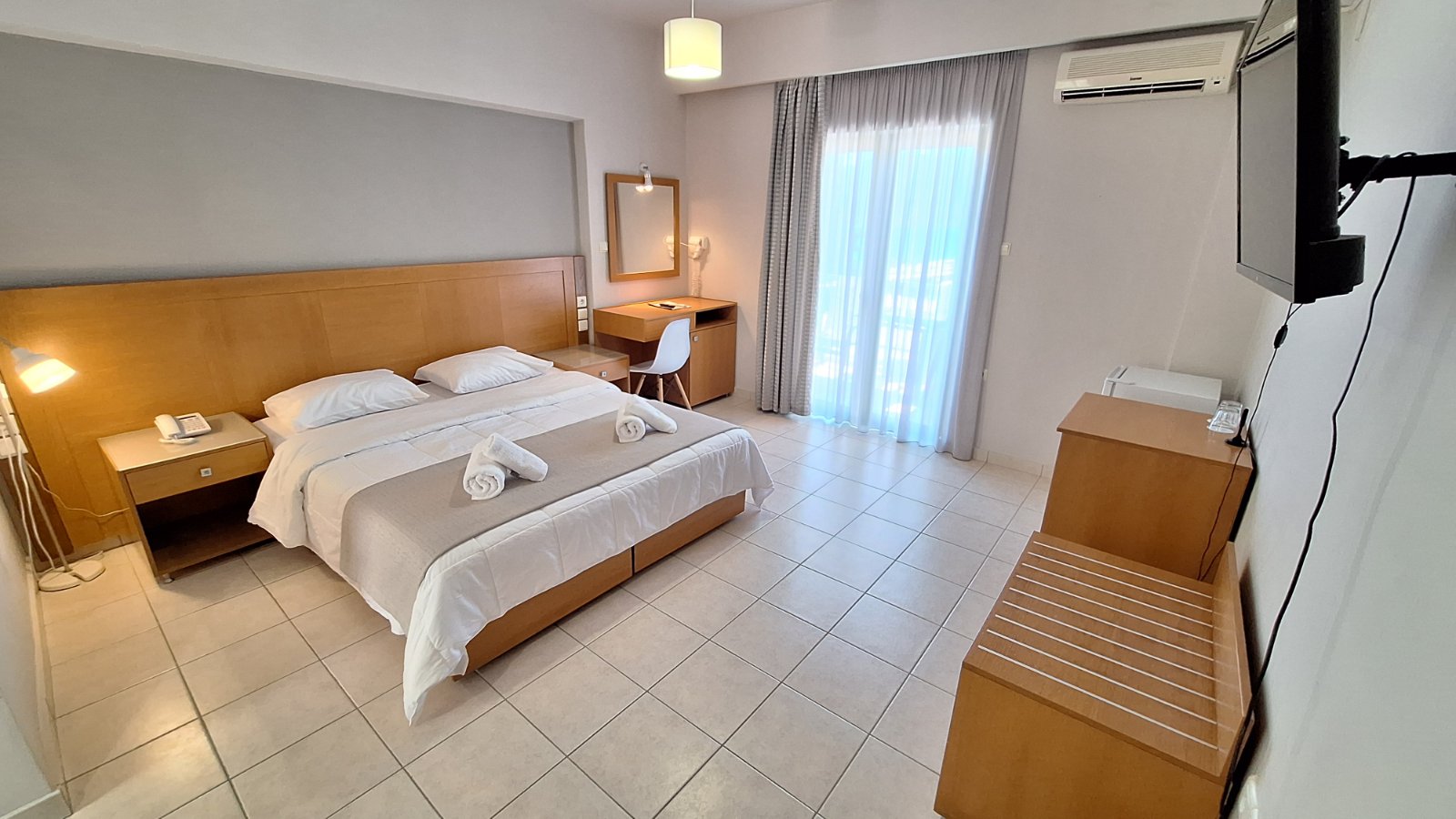 Evita's Resort Pool Askeli Poros