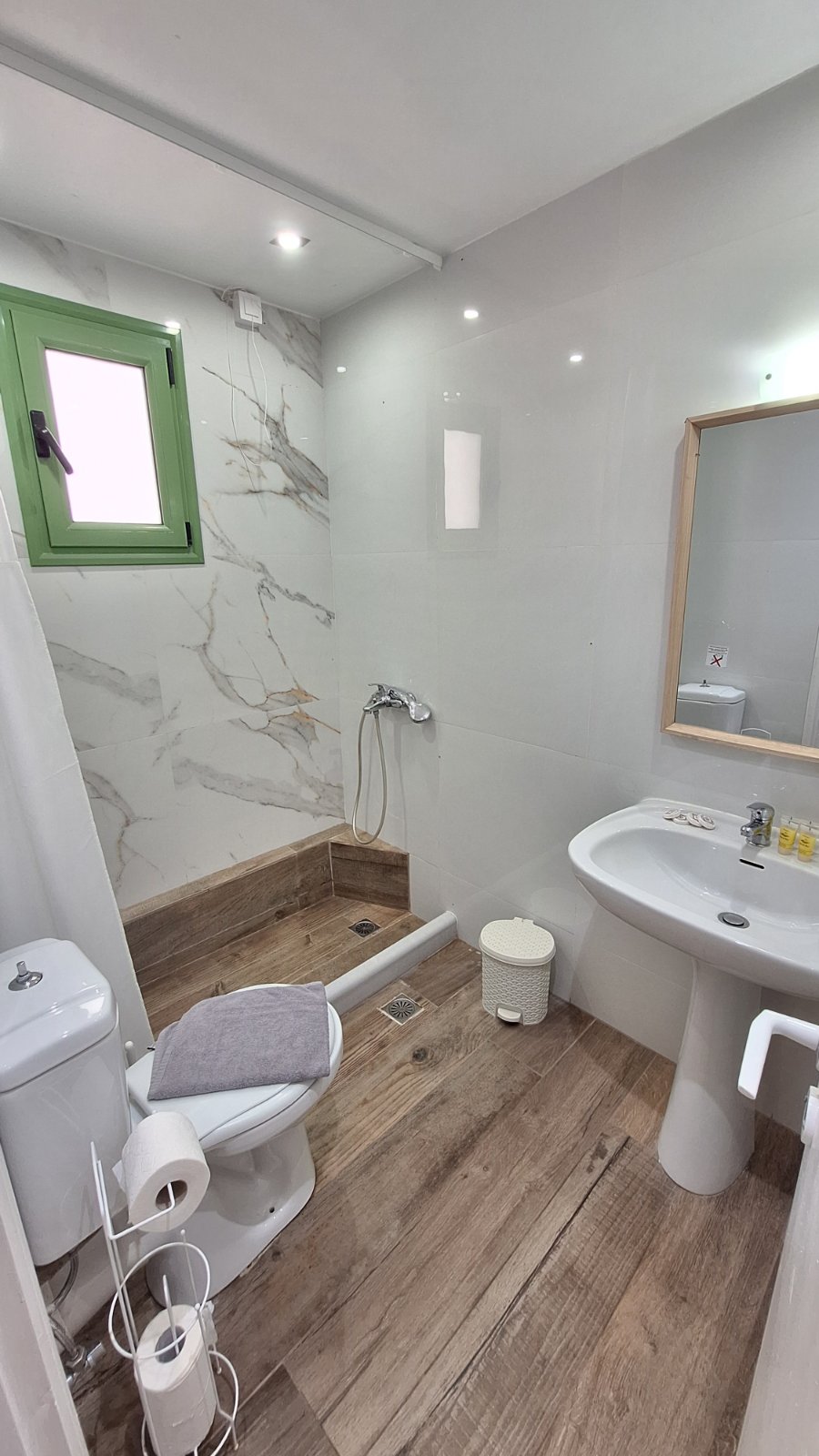 Evita's Resort Pool Askeli Poros