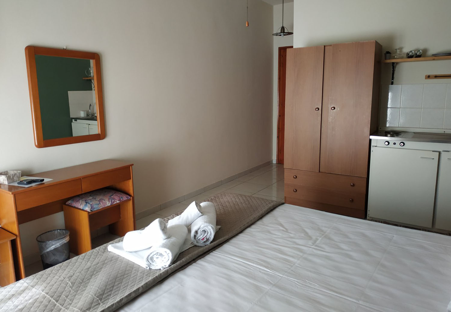 Evita's Resort Pool Askeli Poros