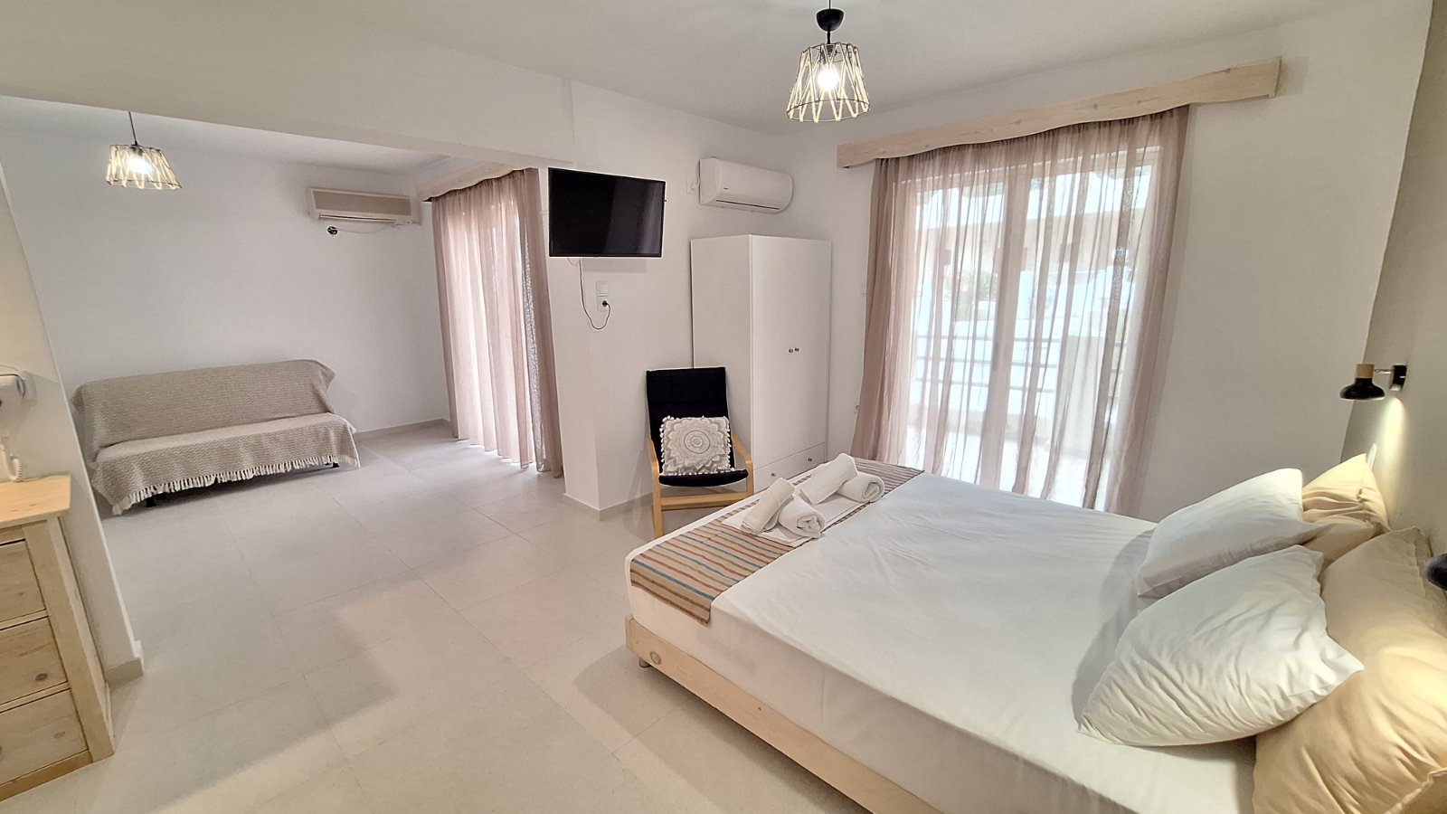 Evita's Resort Pool Askeli Poros