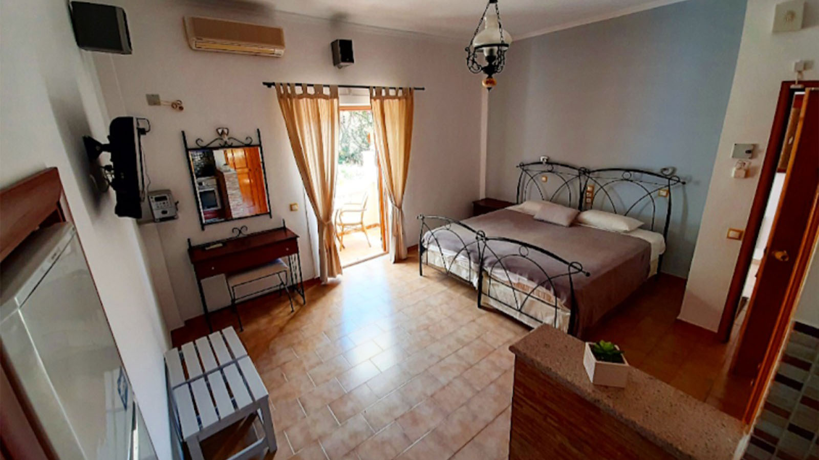 NEFELI by Evita’s Resort | Ασκέλι | Πόρος