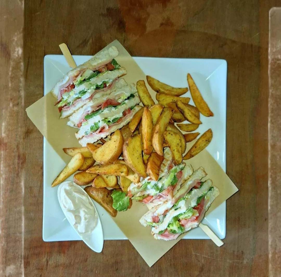 Evita's Resort Askeli Poros Bar Restaurant