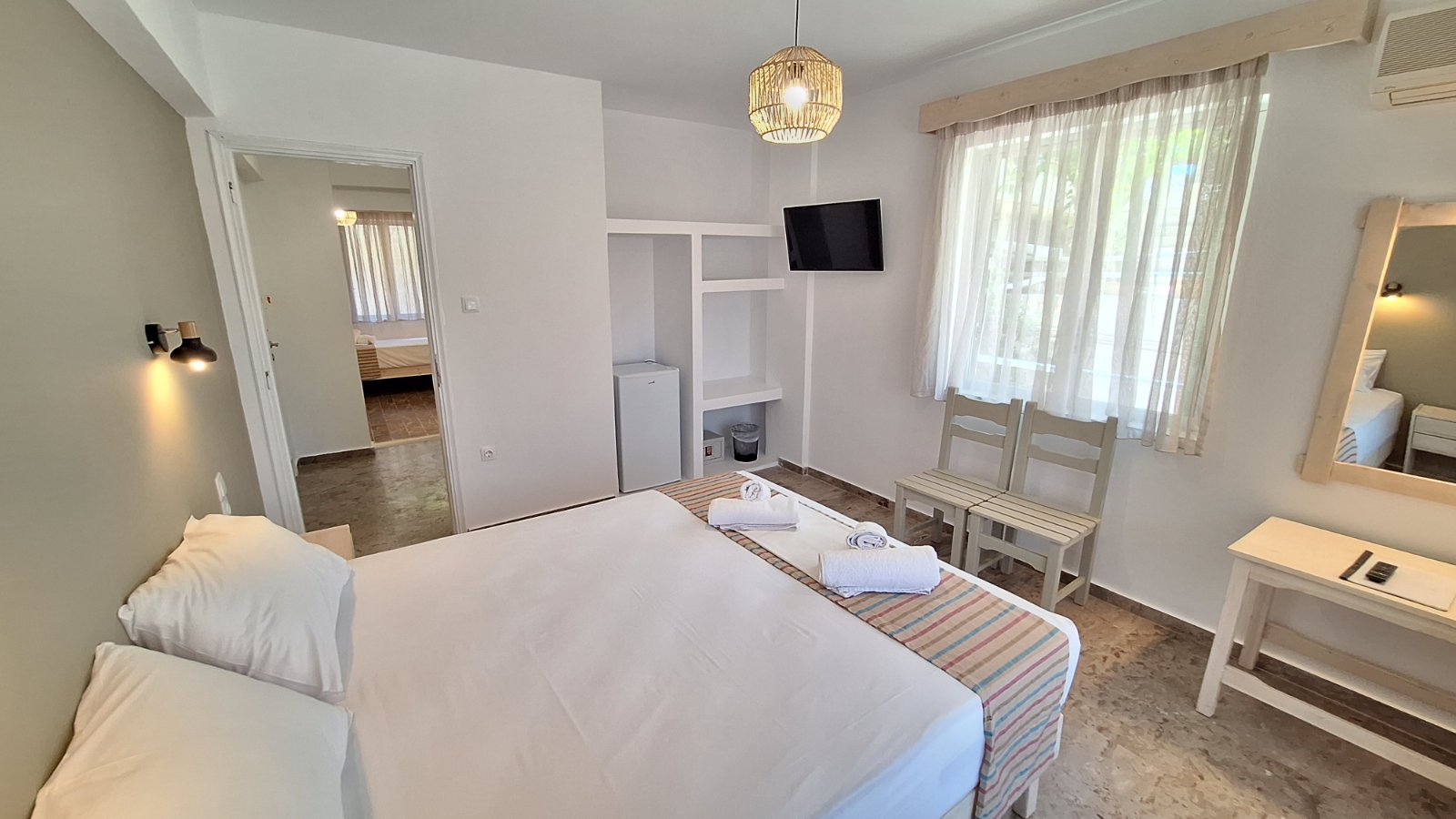 Evita's Resort Pool Askeli Poros