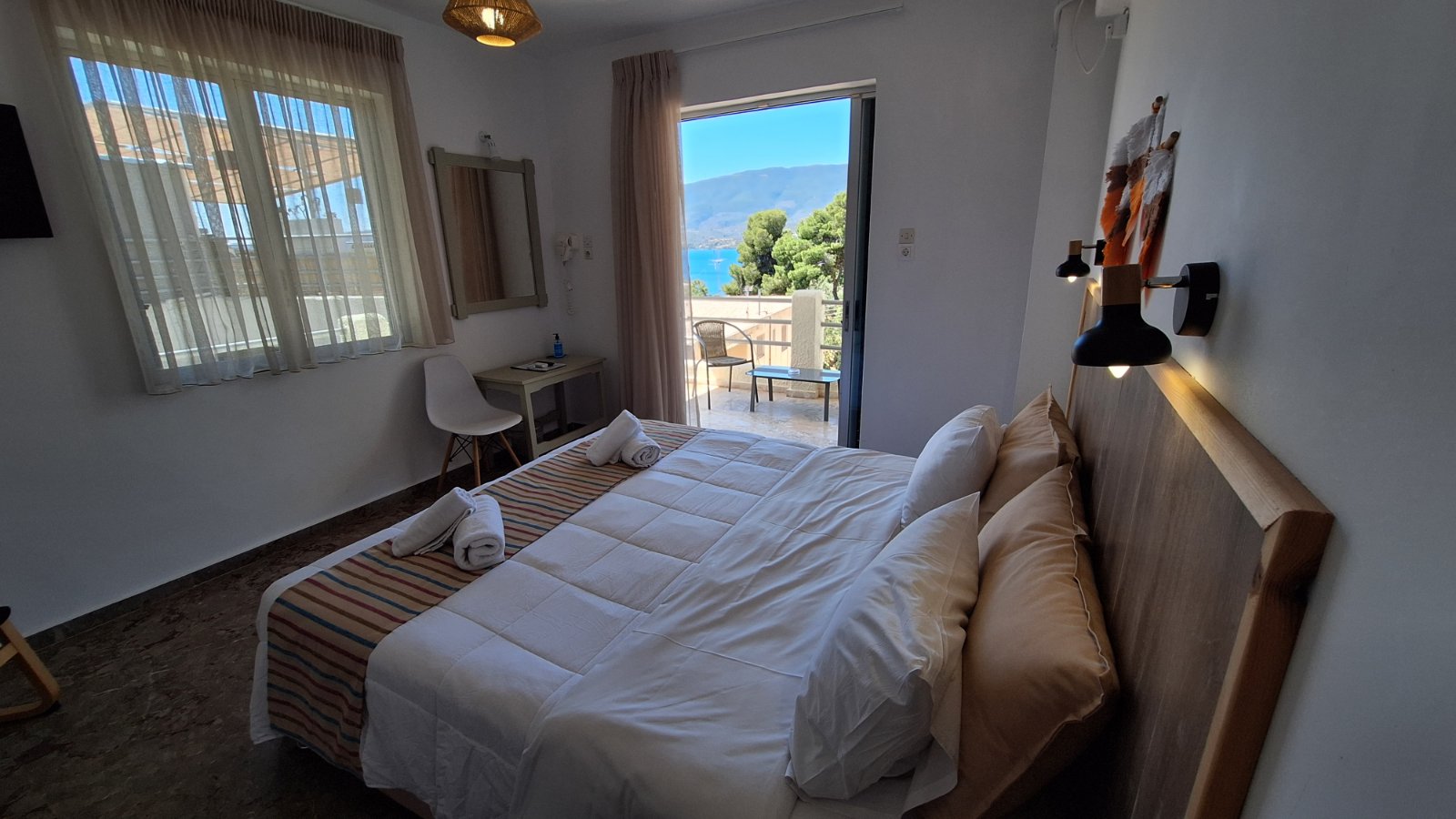 Evita's Resort Pool Askeli Poros